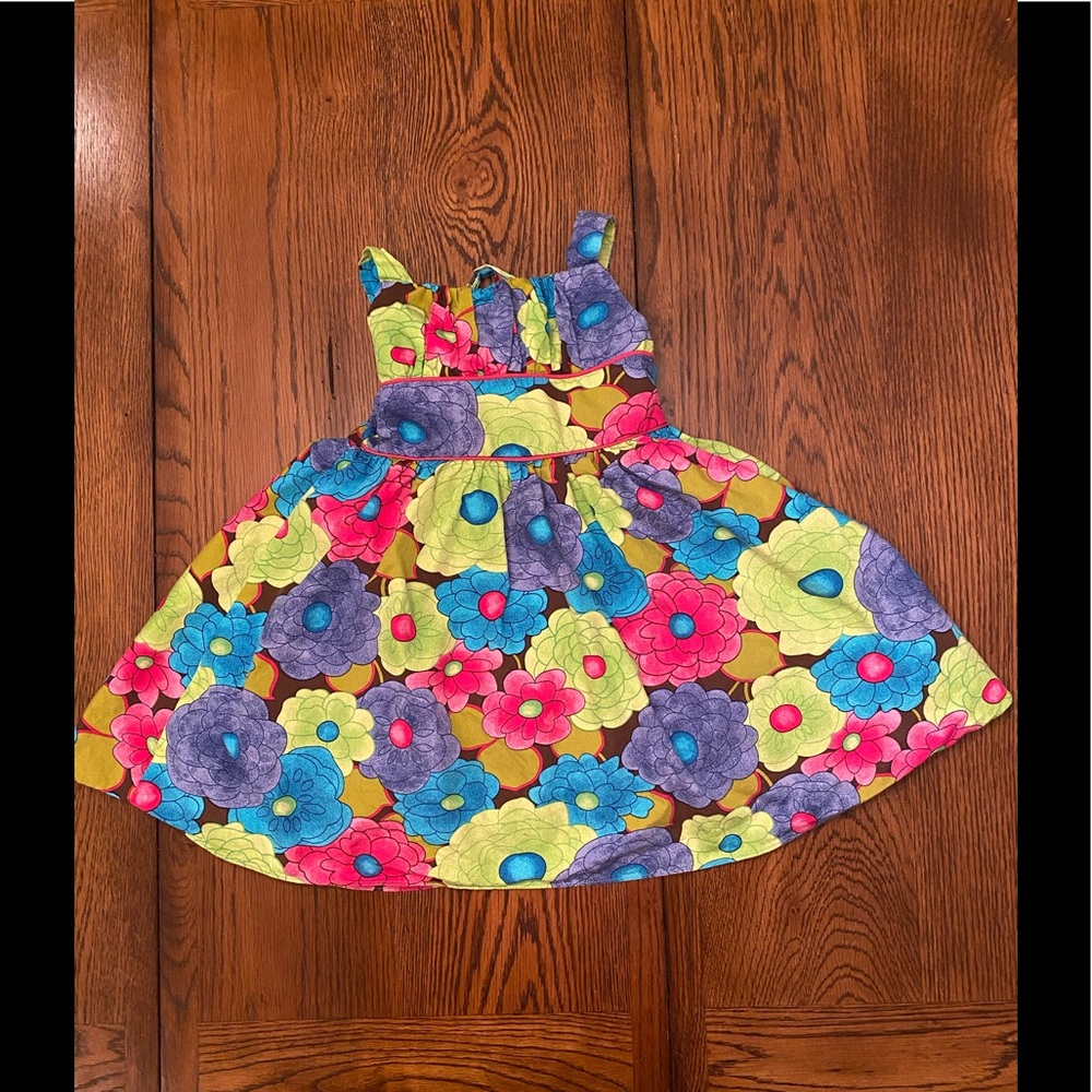 Vivid Colored Sweet Heart Rose Dress
